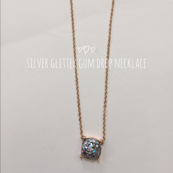 Jewelry - Silver Glitter Gum Drop Necklace
